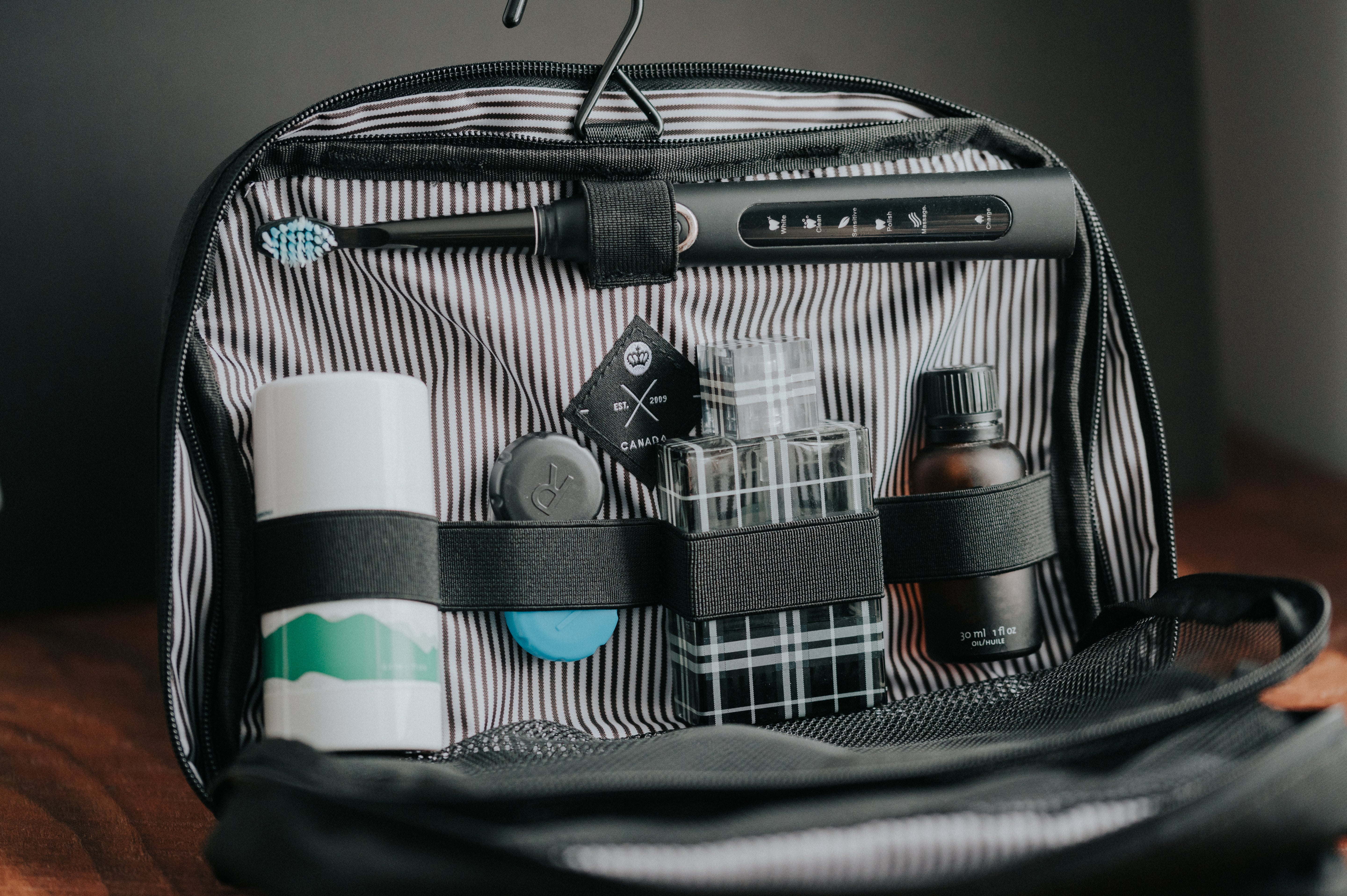 PKG Simcoe Essentials bag