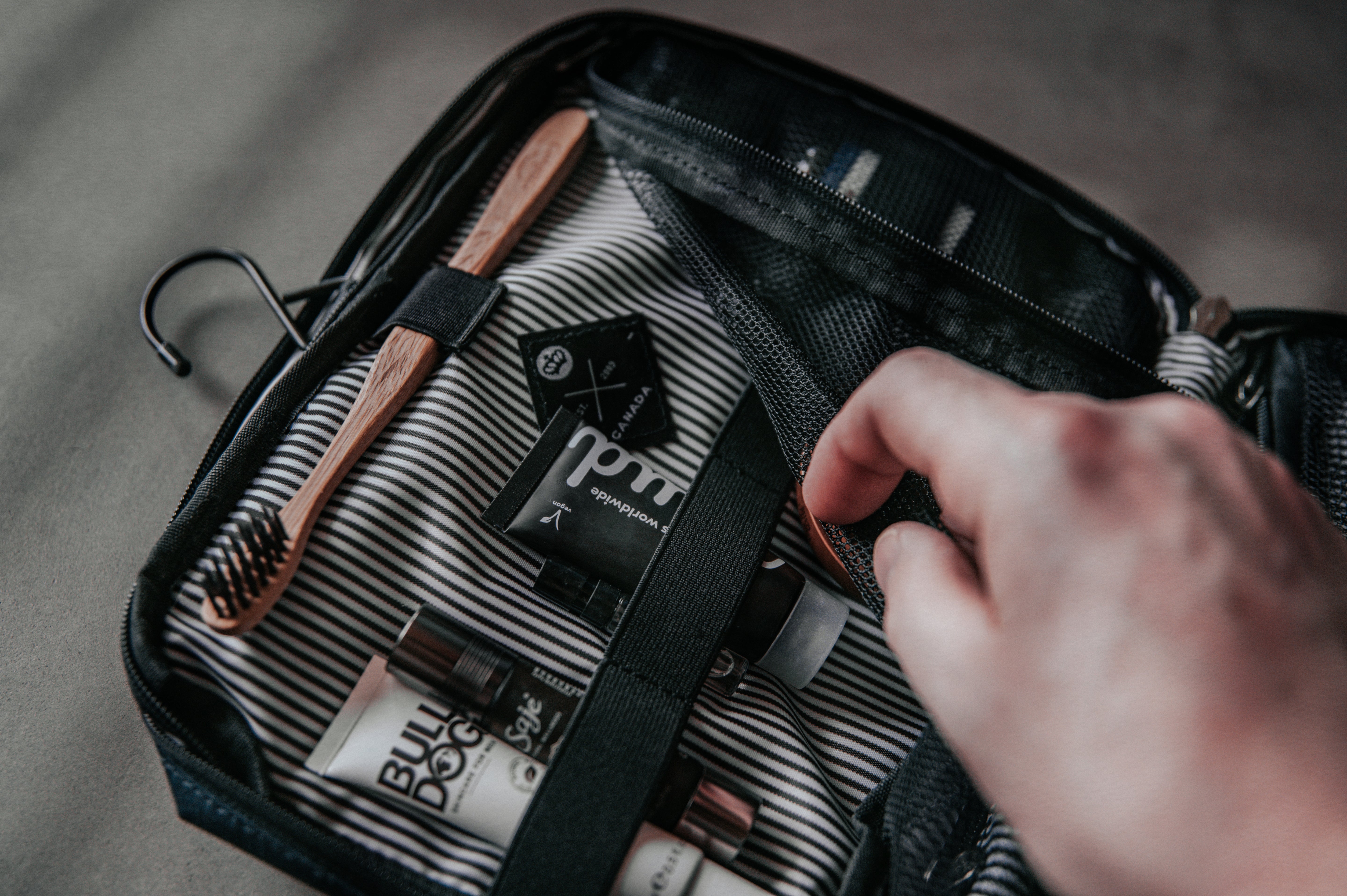 PKG Simcoe Essentials bag