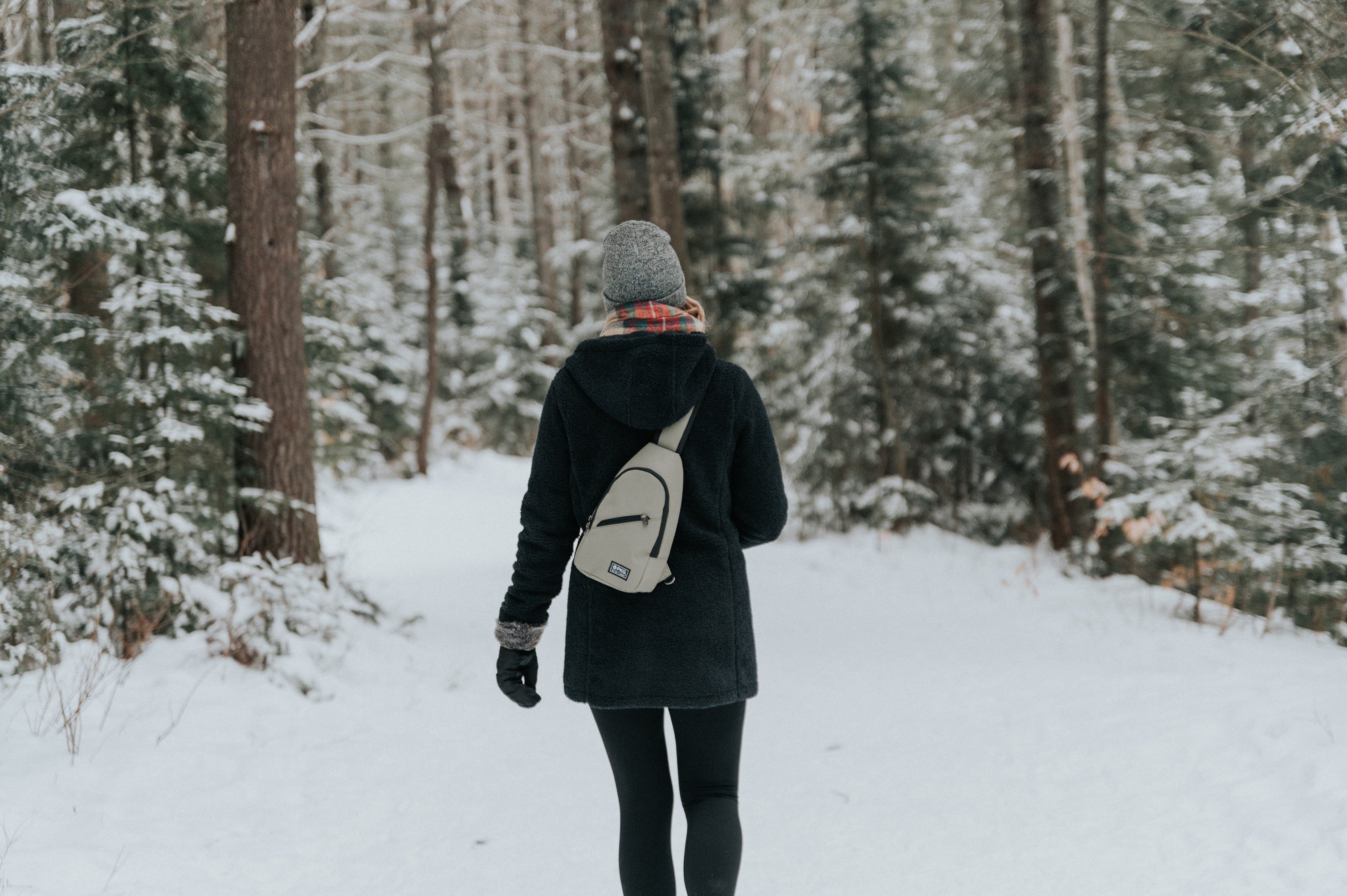 PKG Elora 4L Cross-body