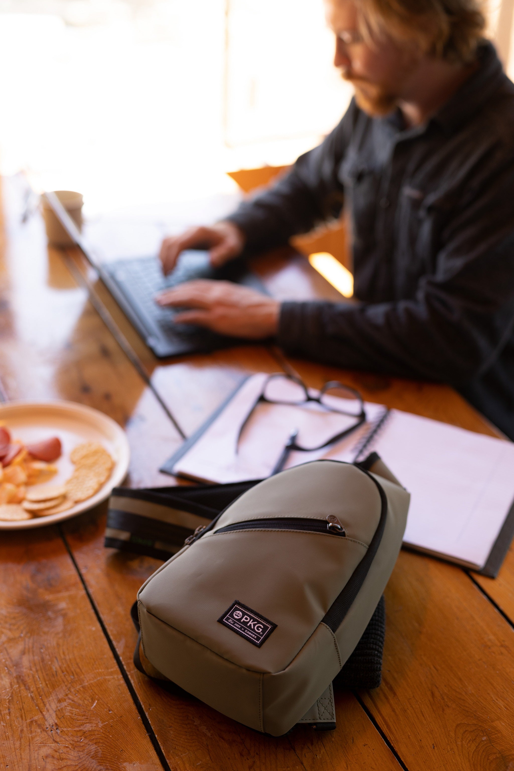 PKG Elora 4L Cross-body