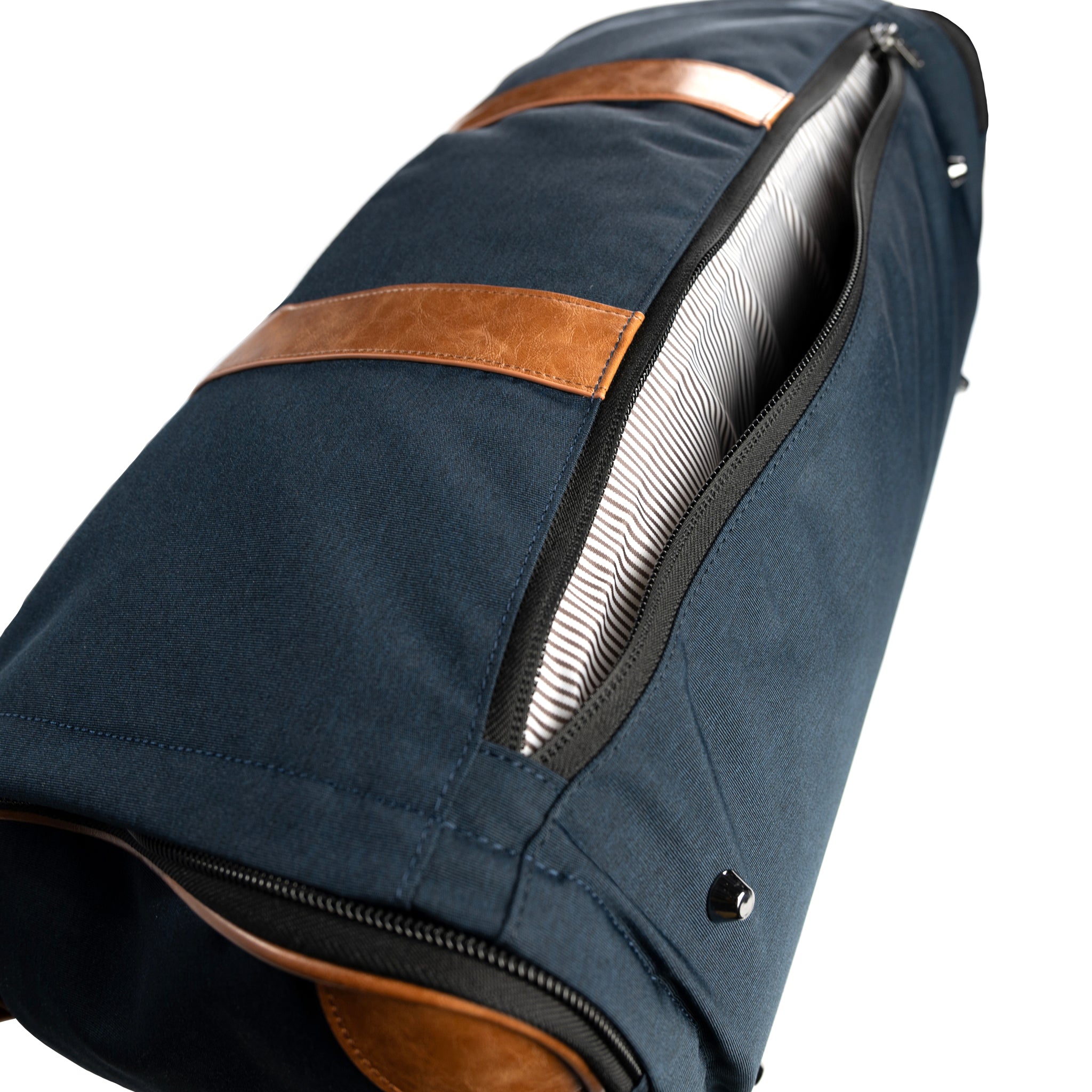 PKG Bishop 42L Recycled Duffle Bag (navy) detailed view of open laptop compartment