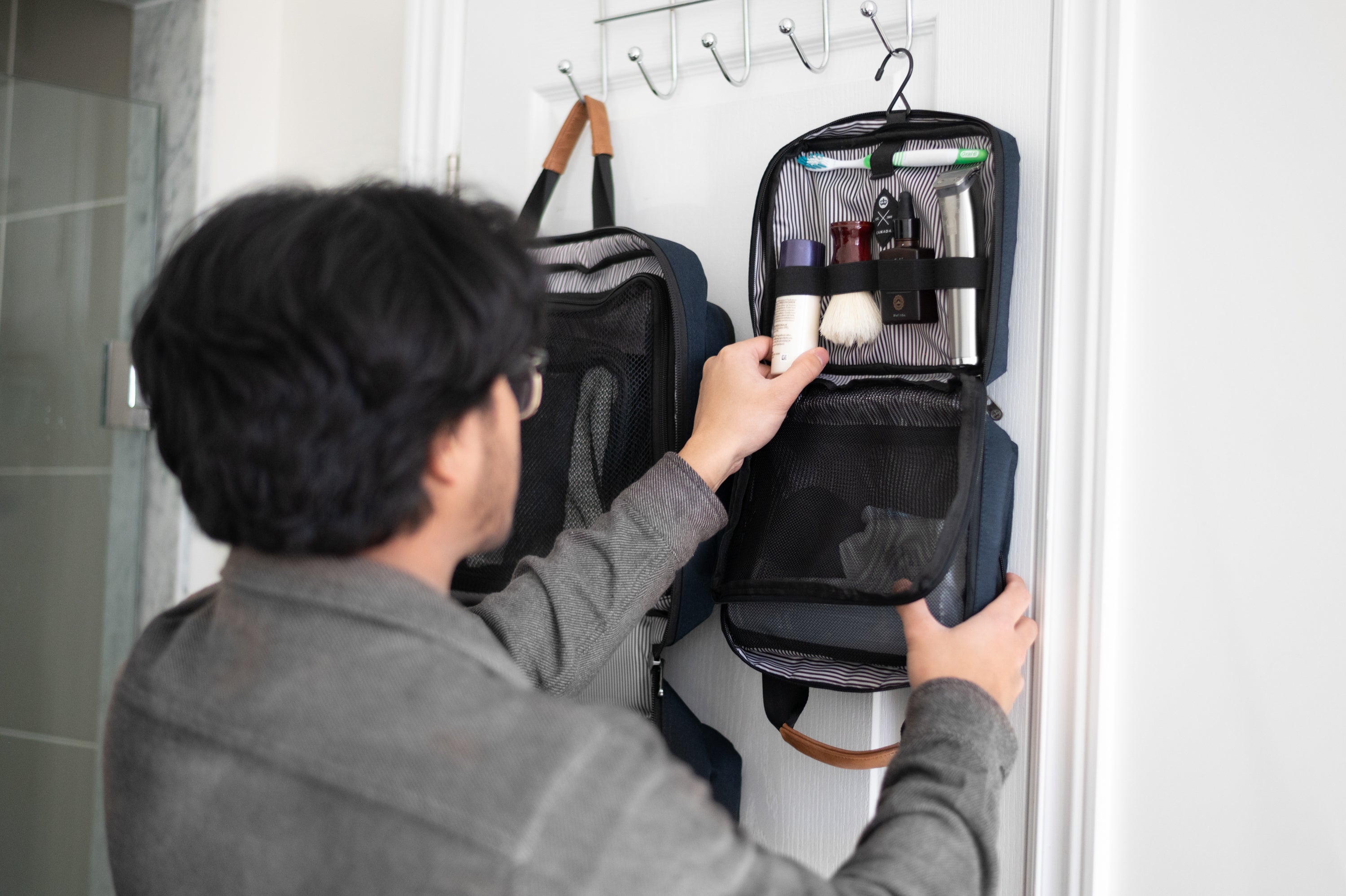 PKG Simcoe Essentials bag