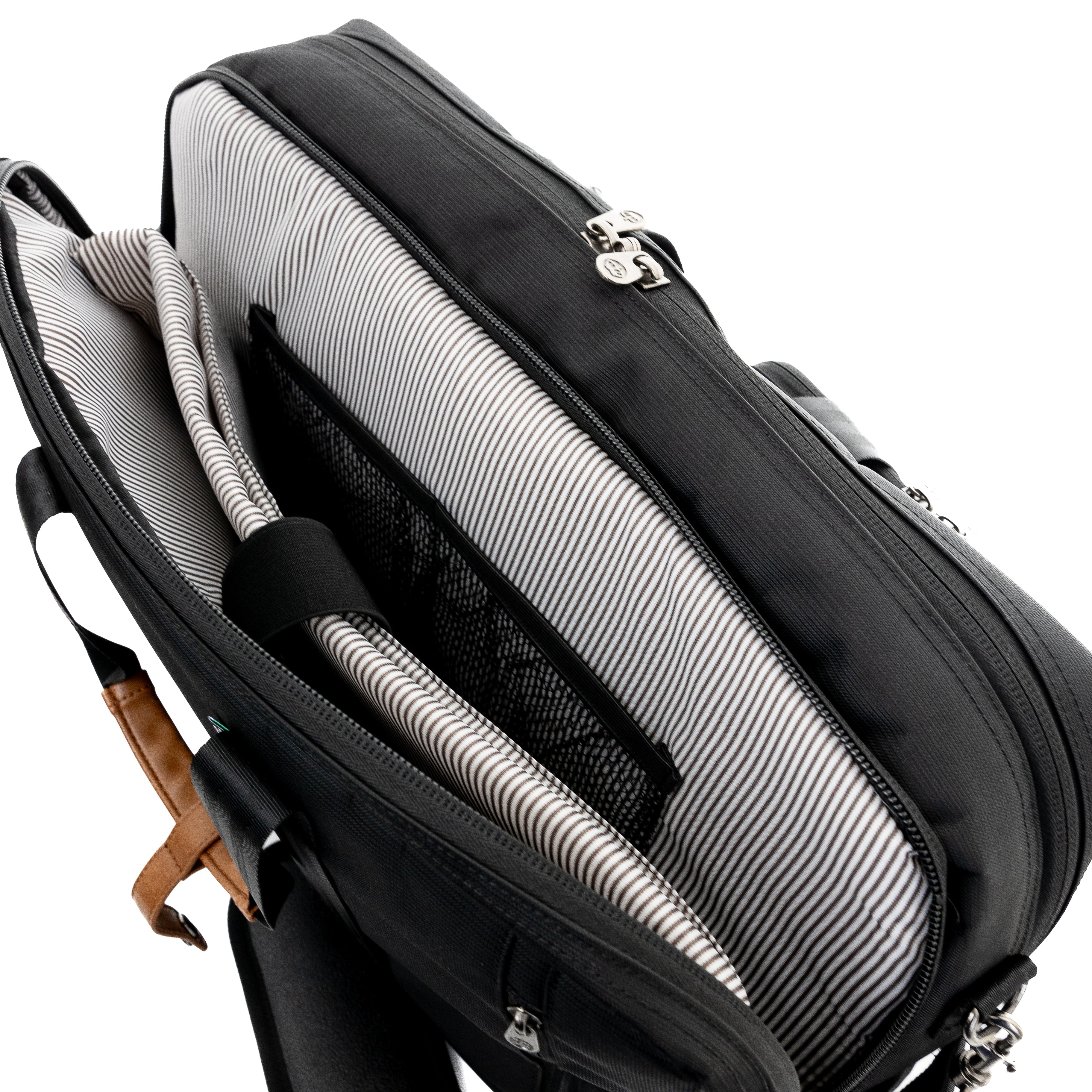 PKG Trenton 31L District Duffel | Messenger | Backpack