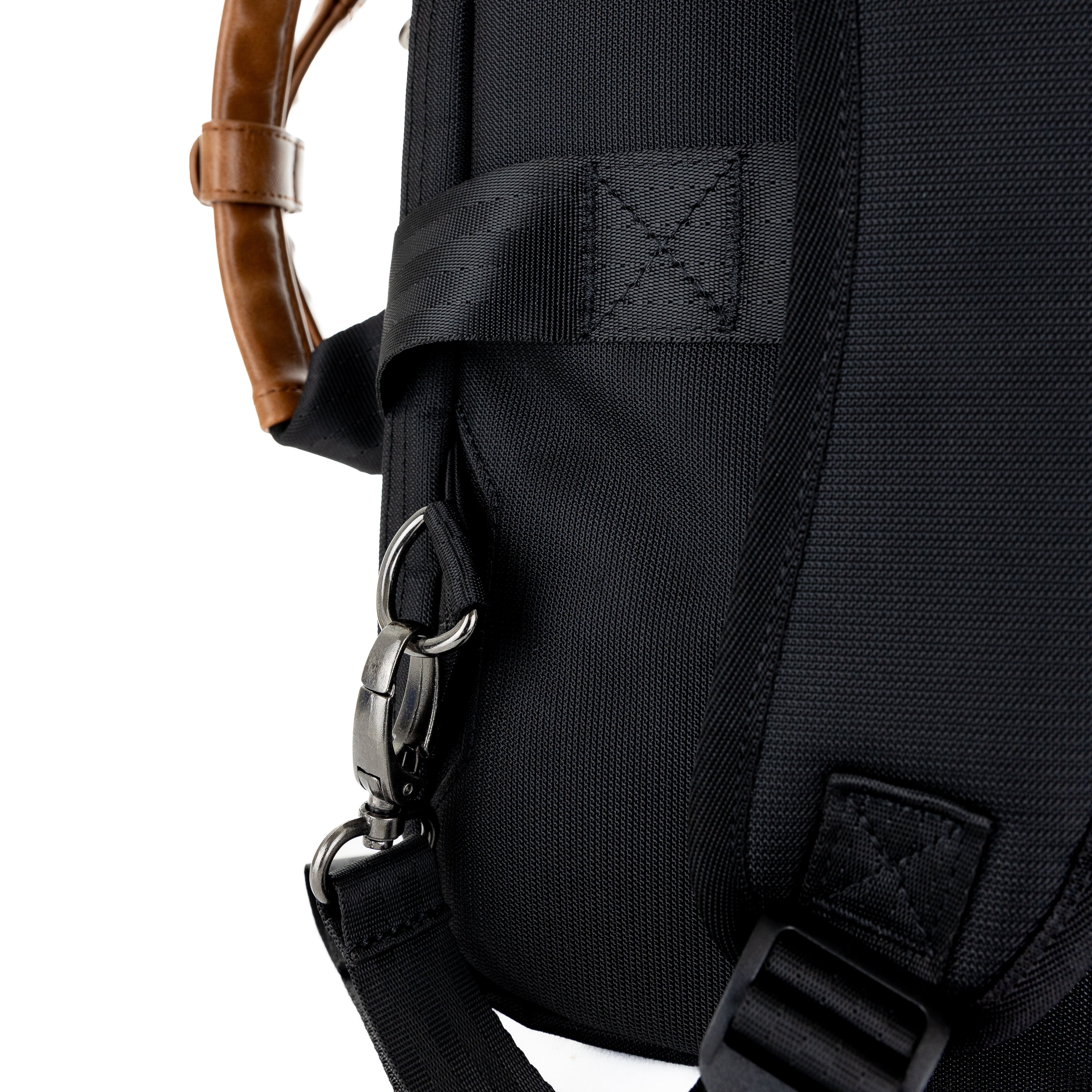 PKG Trenton 31L District Messenger | Backpack