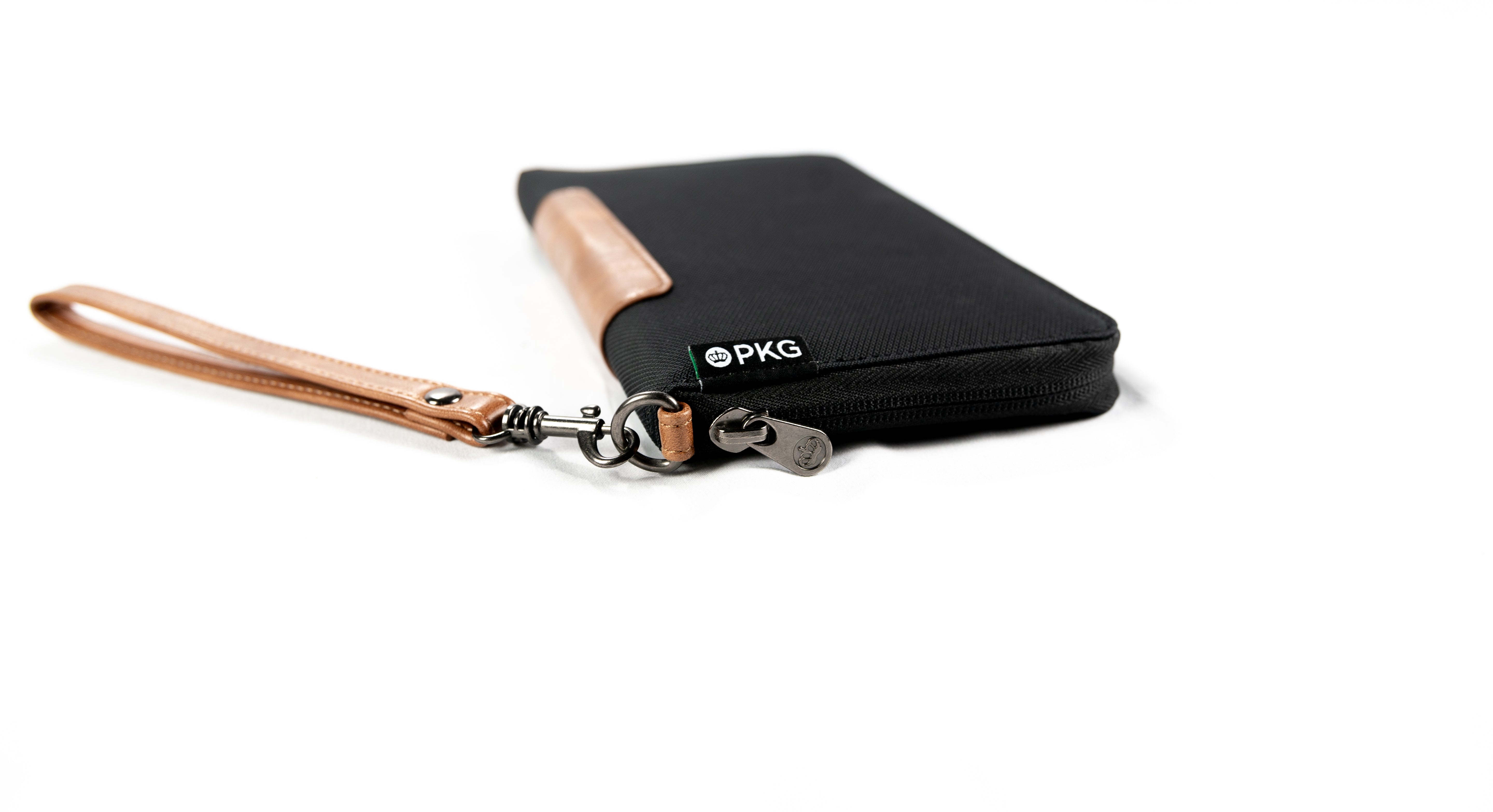 Victoria RFID Clutch Wallet (black) detailed view of detachable wrist strap connected to d-ring