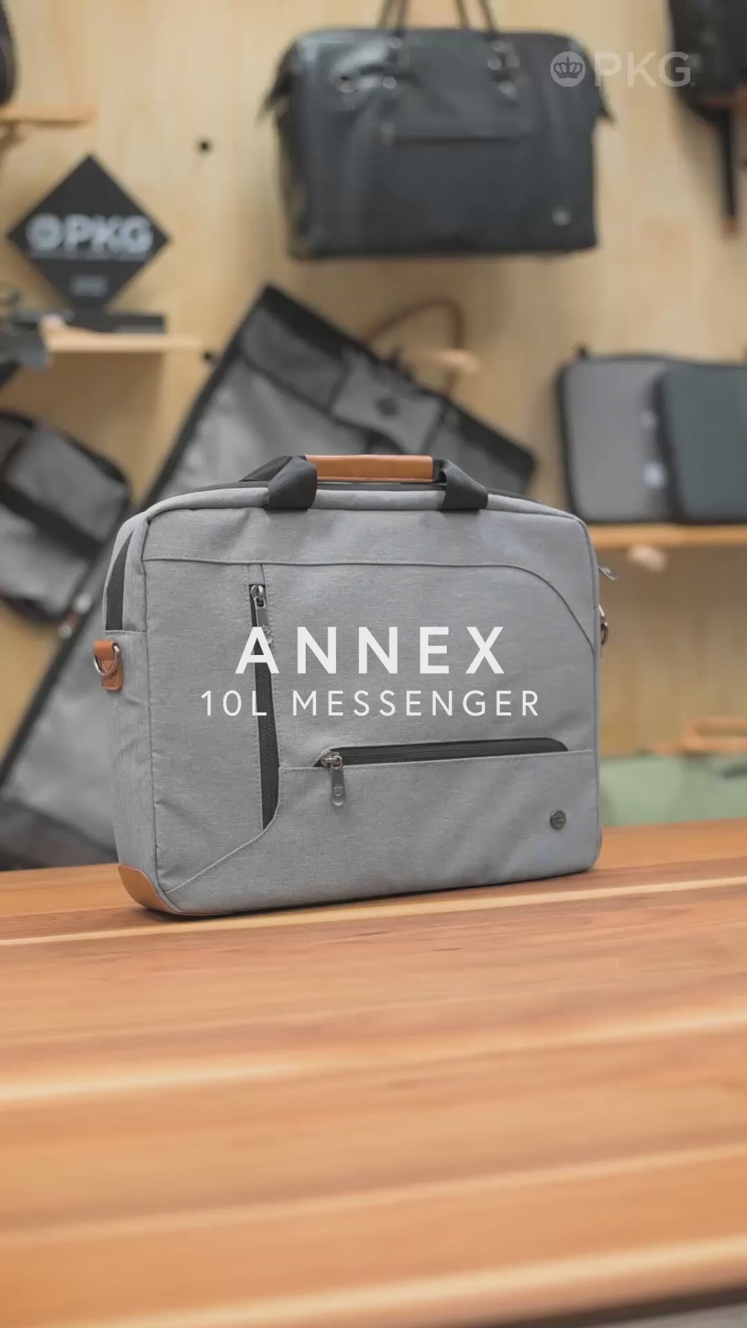 PKG Annex 10L District Messenger bag
