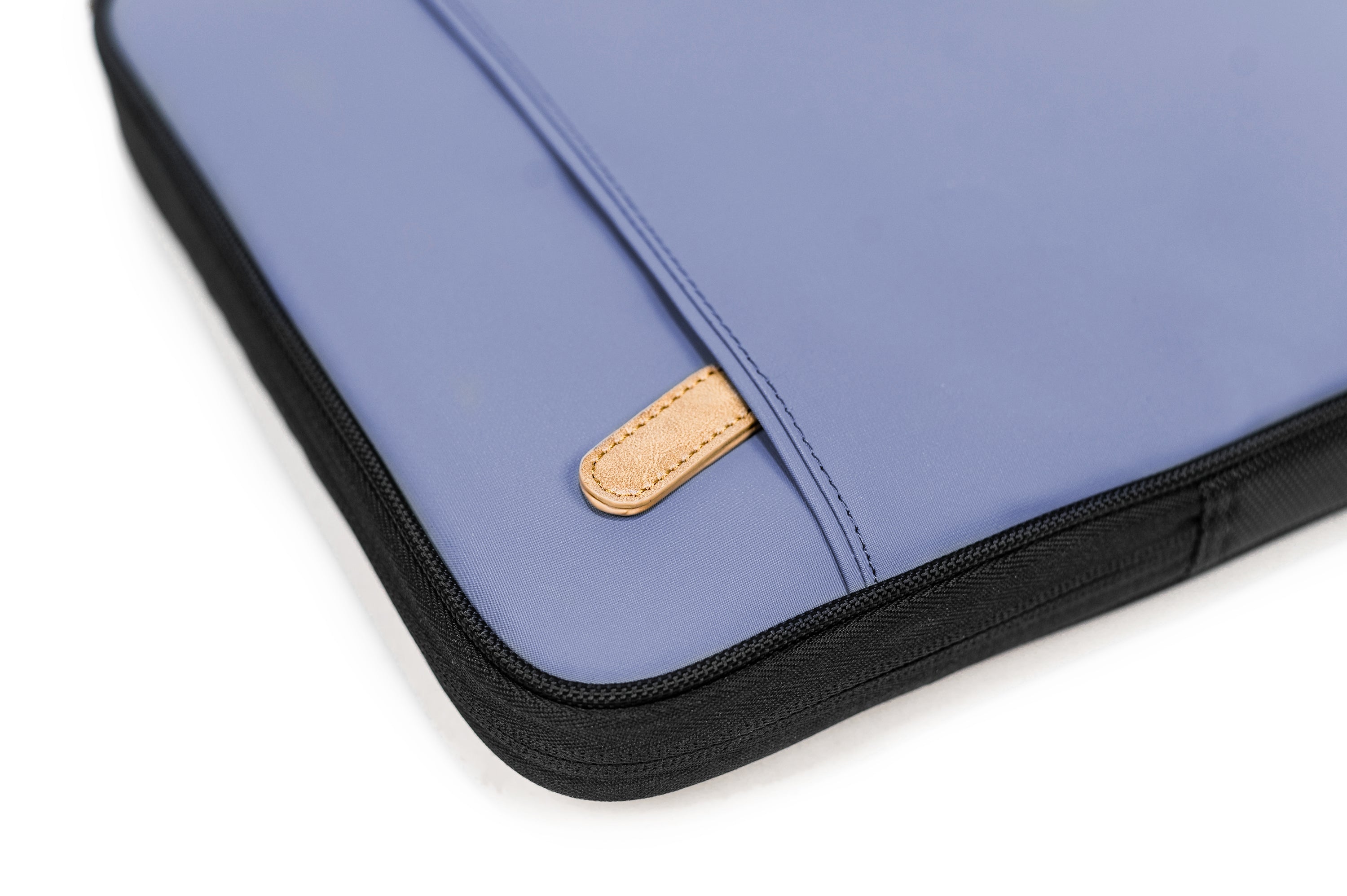 PKG Stuff Recycled Laptop Sleeve (vintage blue) detailed view of material and build quality