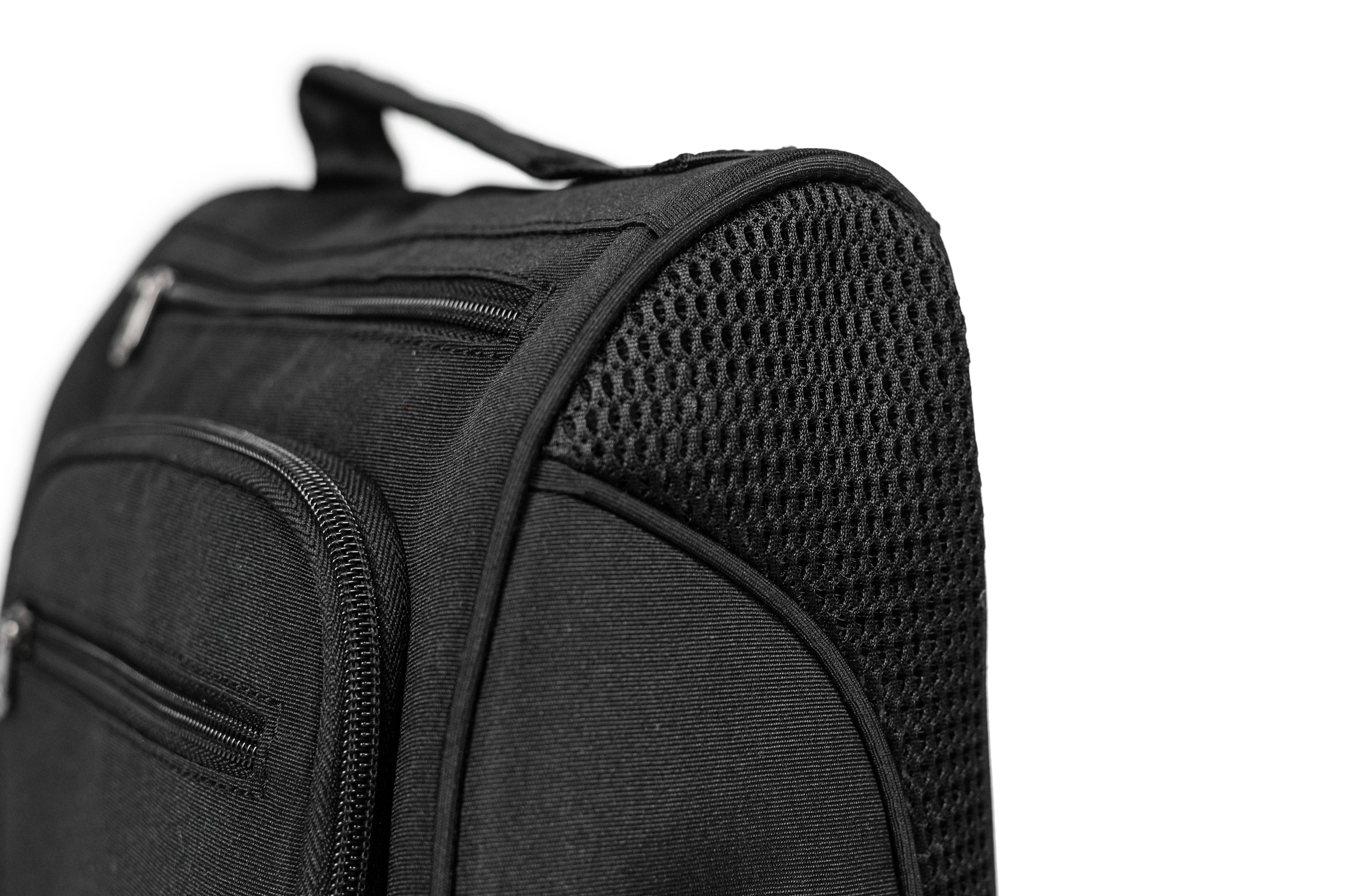 PKG Angus recycled shoe/footwear bag detailed view of breathable side mesh