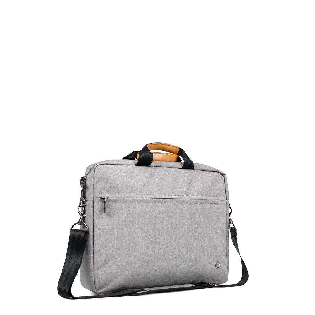 PKG Spadina 10L Messenger Bag (light grey) – your perfect daily commuter. Featuring a 16" laptop compartment, internal organization, stay organized and professional with this well-designed messenger for men and women