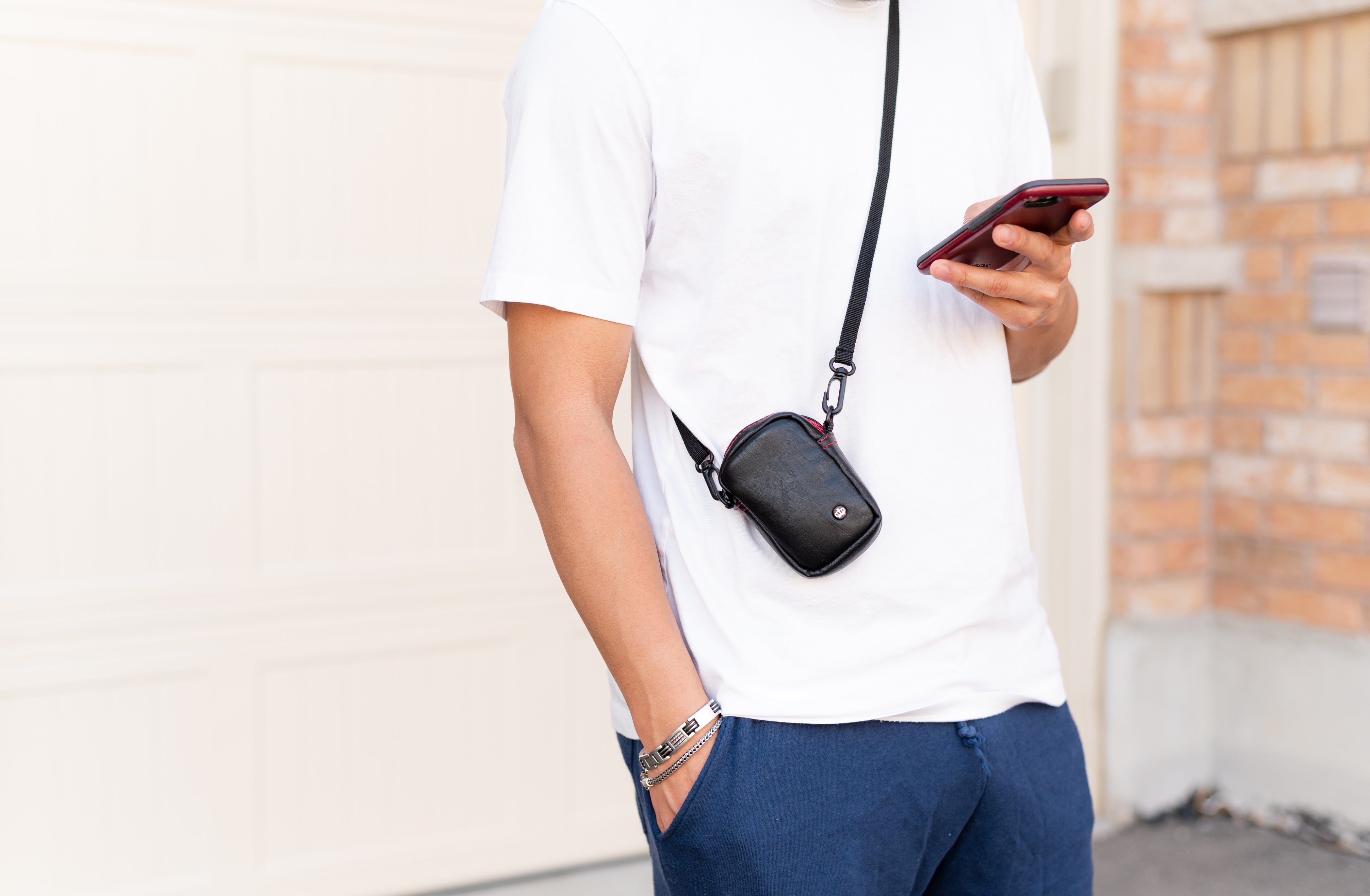 SLING - Personal essentials case