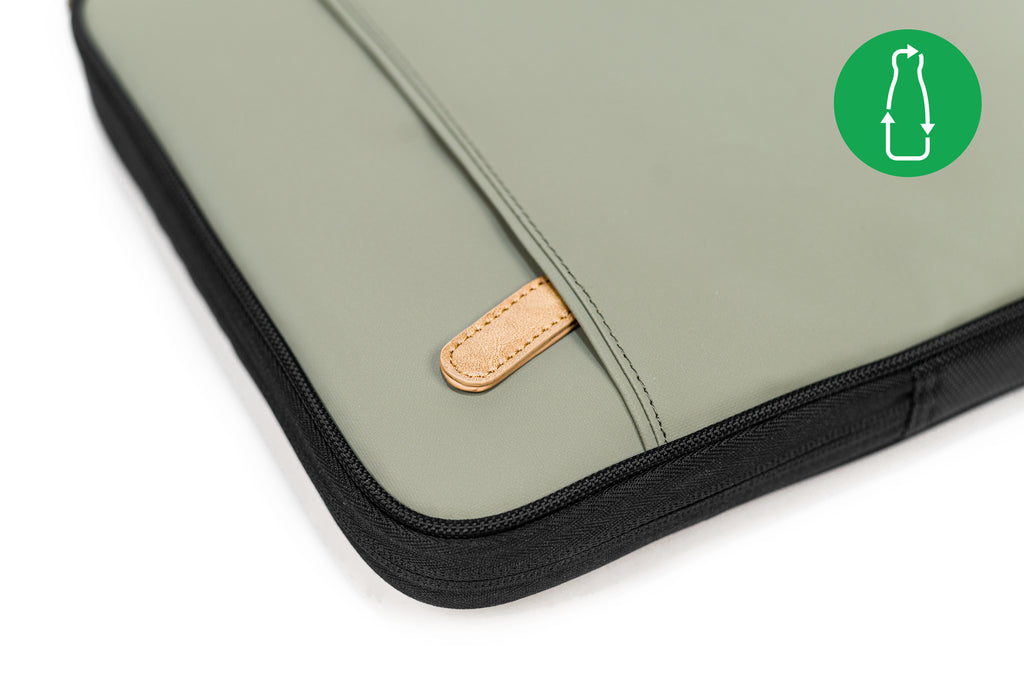 PKG Stuff Recycled Laptop Sleeve (tranquil green) detailed view of material and build quality
