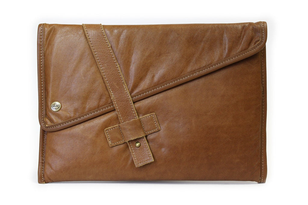 PKG Slim Leather Sleeve 13" (tan) front view
